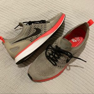 Nike Zoom Mariah Flyknit Racer